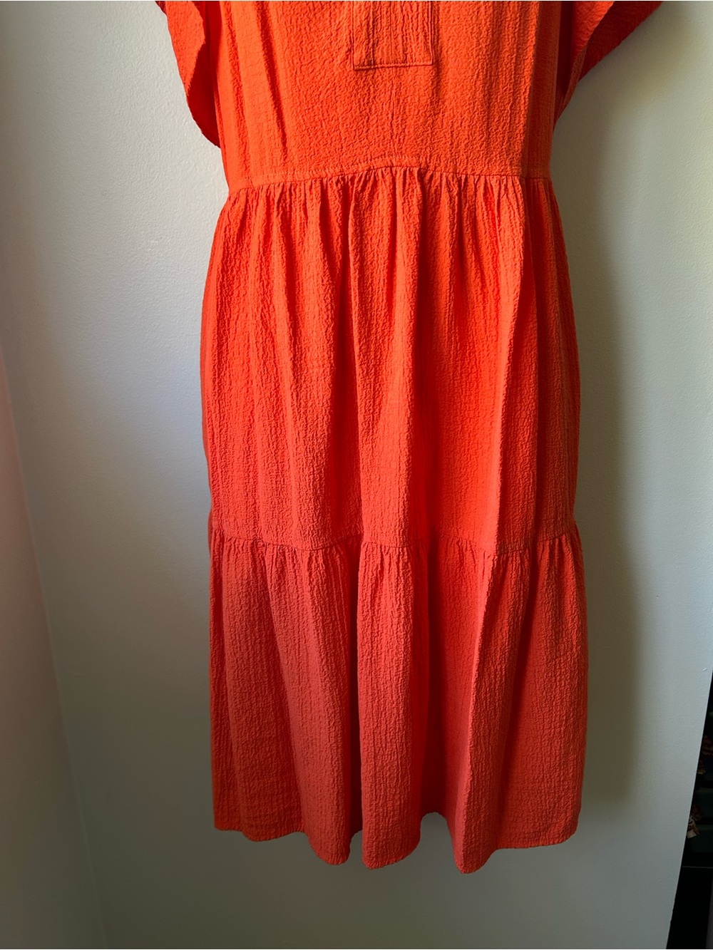 🛍️ 2/$40🛍️ Calvin Klein Flutter Sleeve V-Neck Midi Dress - Picture 4 of 10